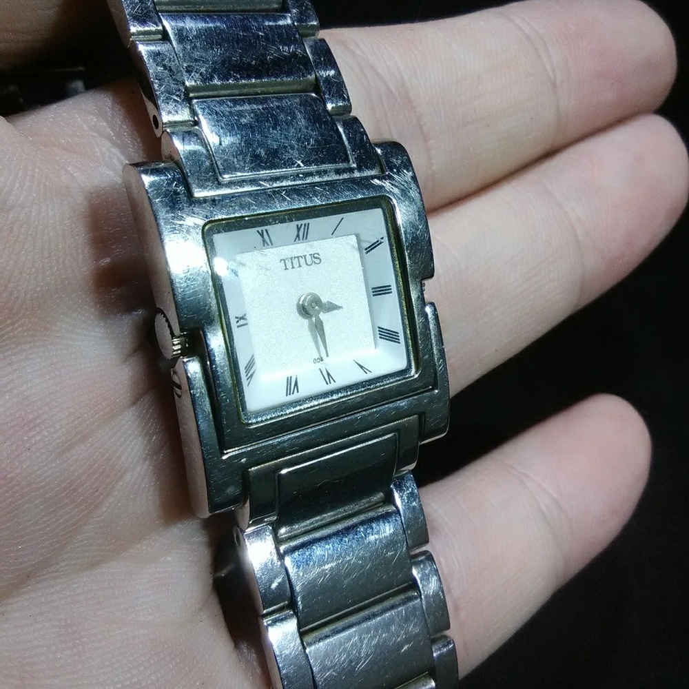 Designer watch Titus 06-0955 women's